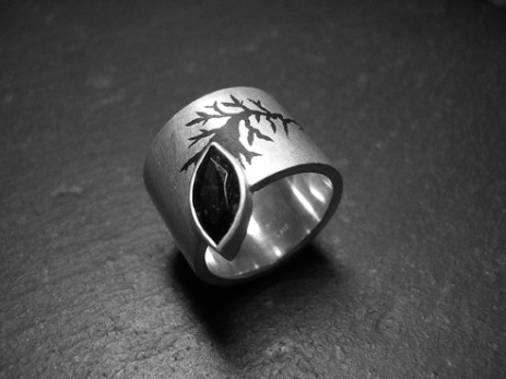 Ring Silber Granat Edelharz